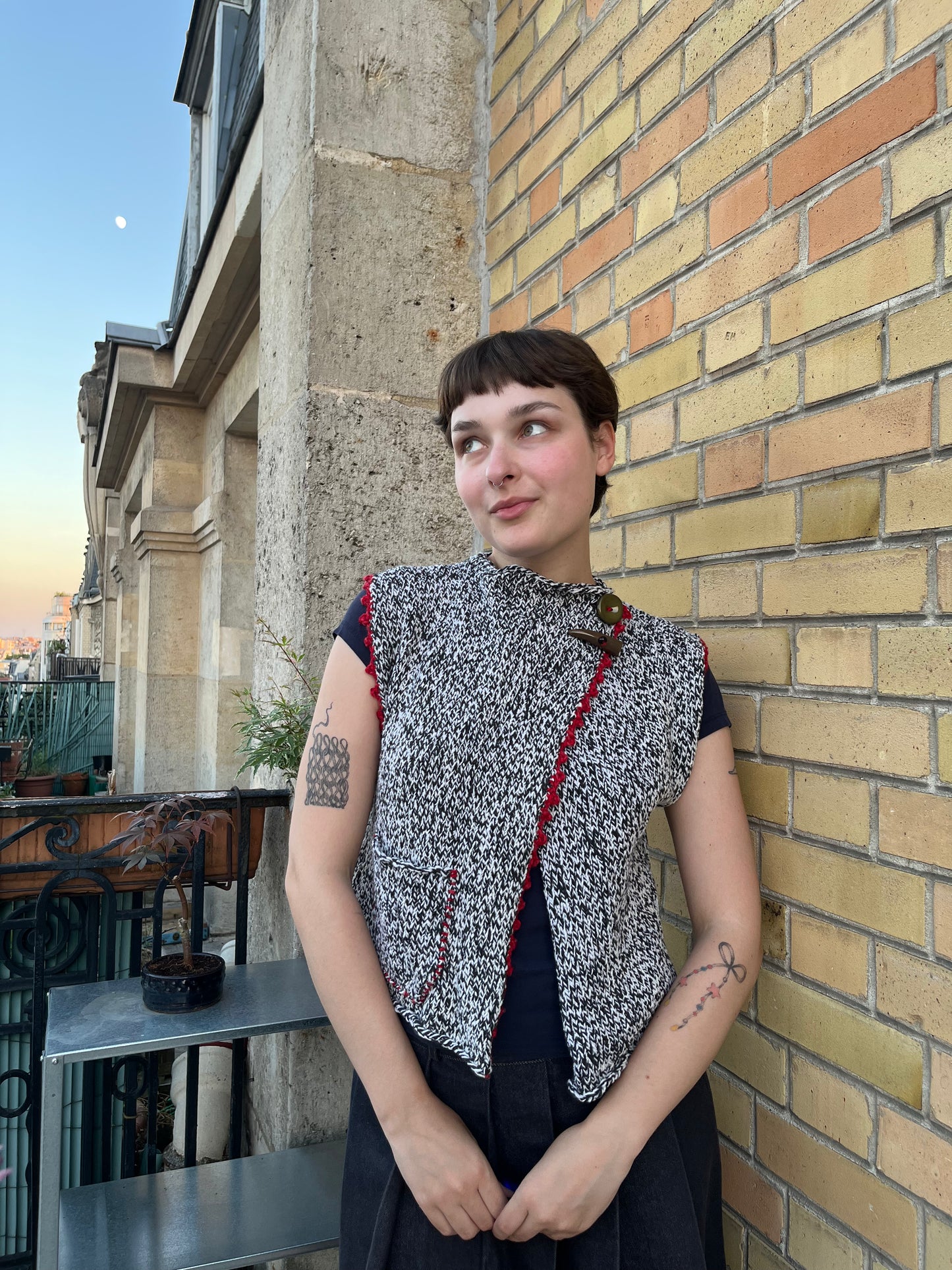 OOAK - Sleeveless vest 02