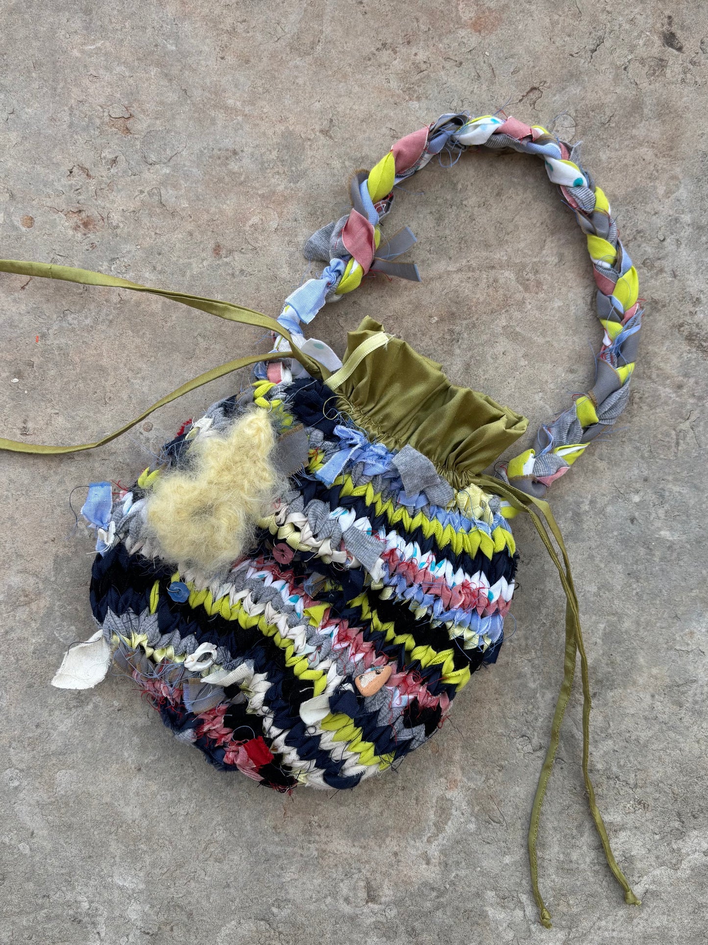 Scrappy handbag 03