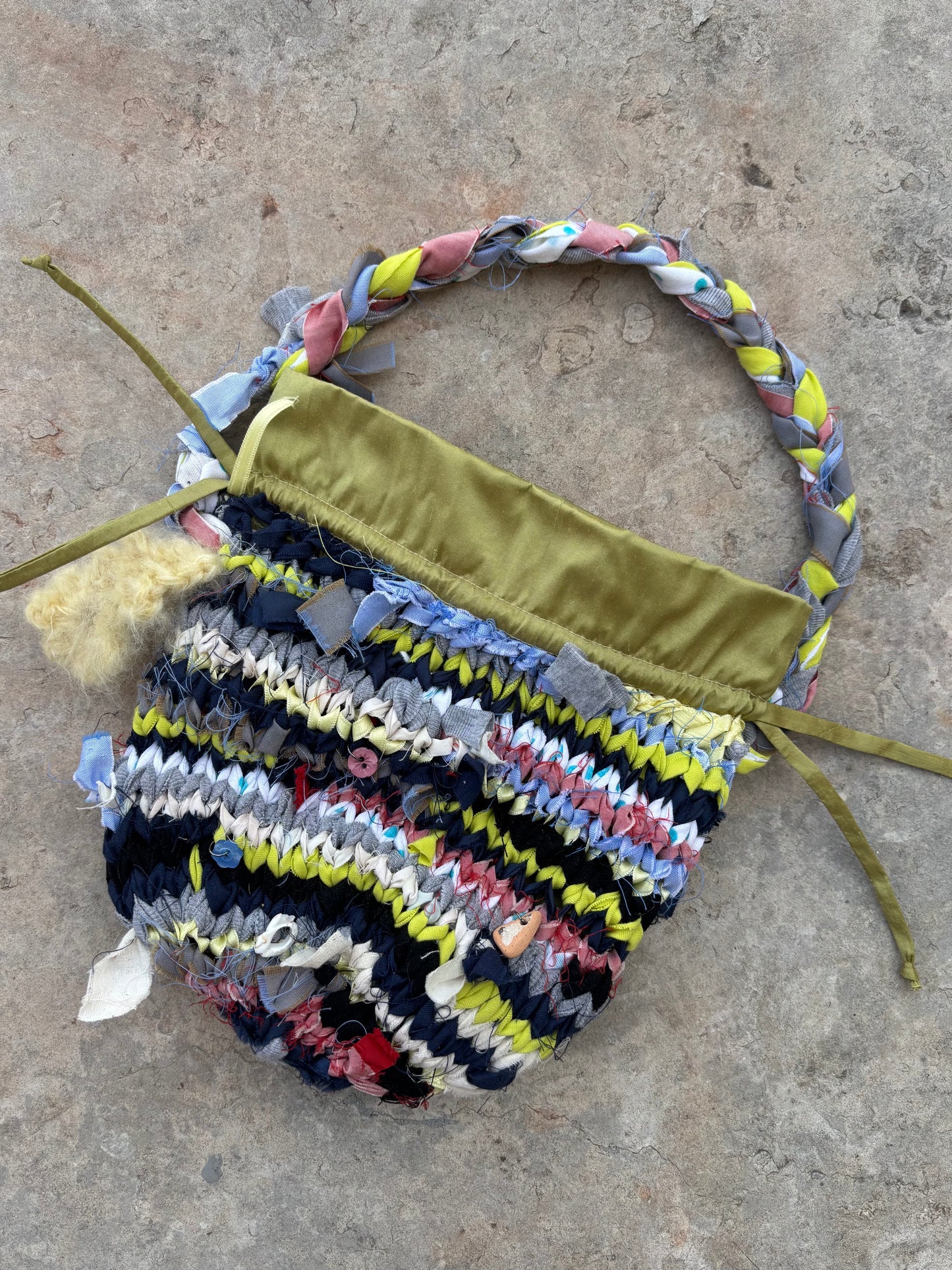 Scrappy handbag 03