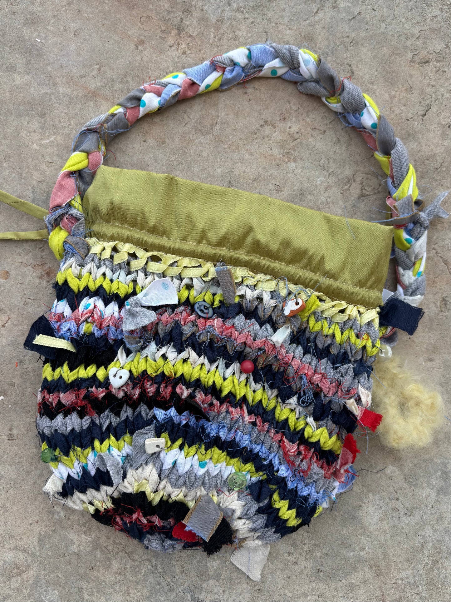 Scrappy handbag 03